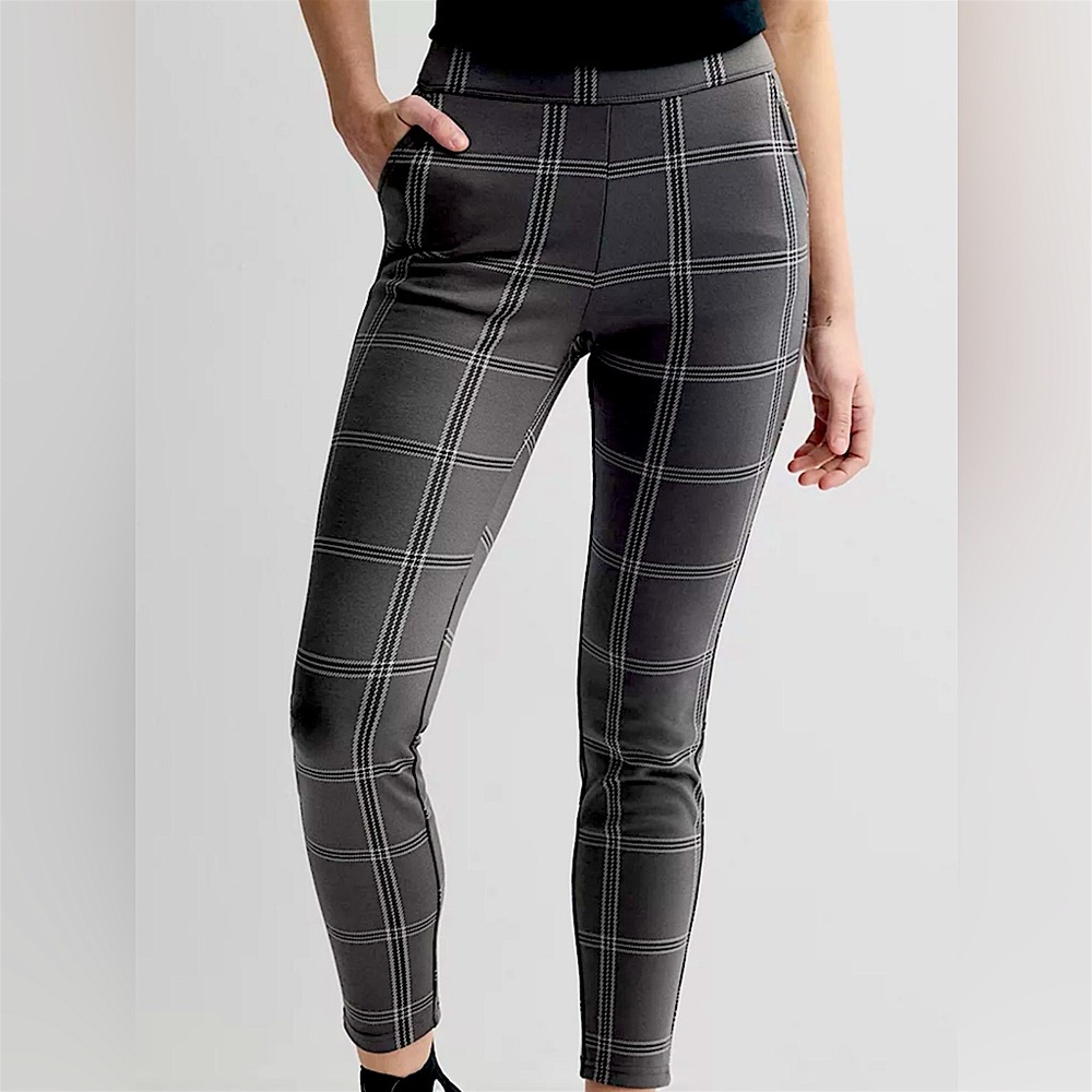 NWOT- SO High Rise Plaid Stretch Leggings / Ankle Pants Size S